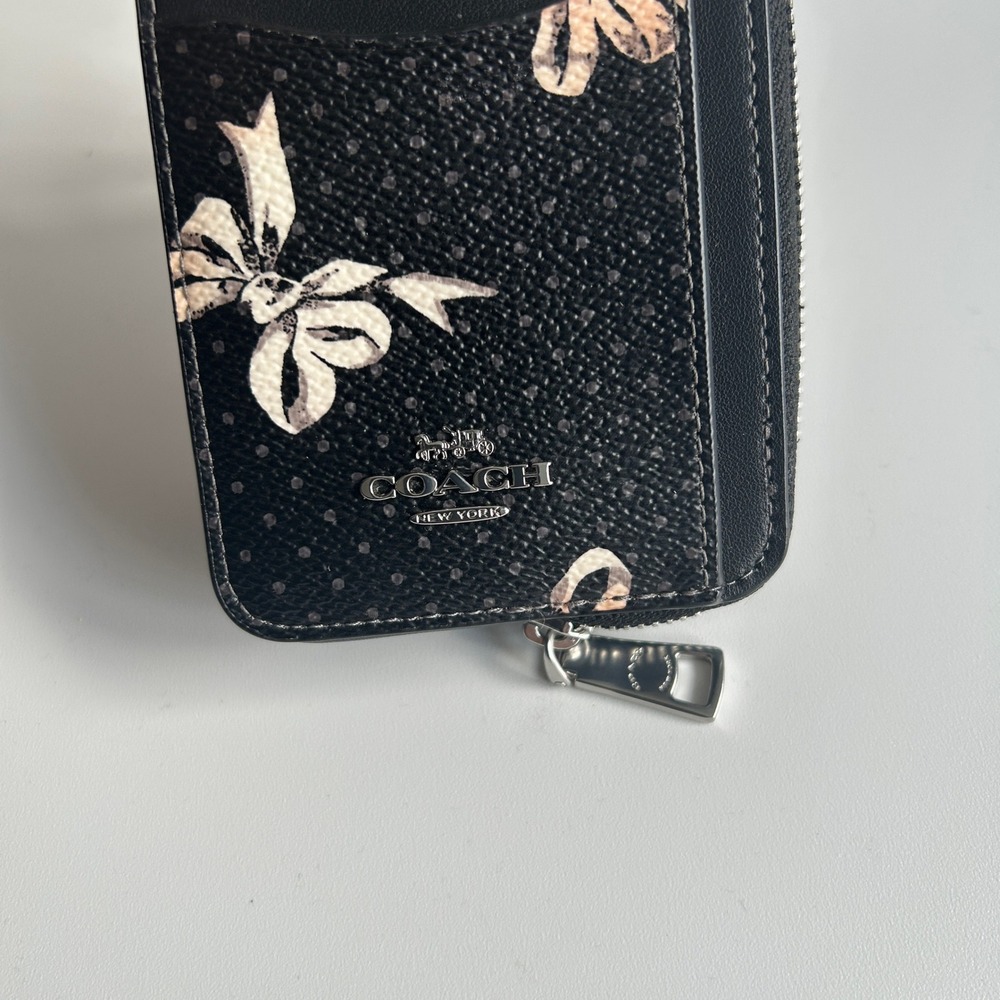 Coach Zip Card Case Black Bow Polka Dot Leather Wallet Excellent - Picture 4 of 4
